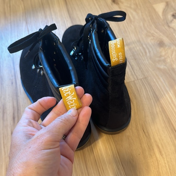 Dr. Martens unisex LIKE NEW Morgan boot, size 11M, 12L